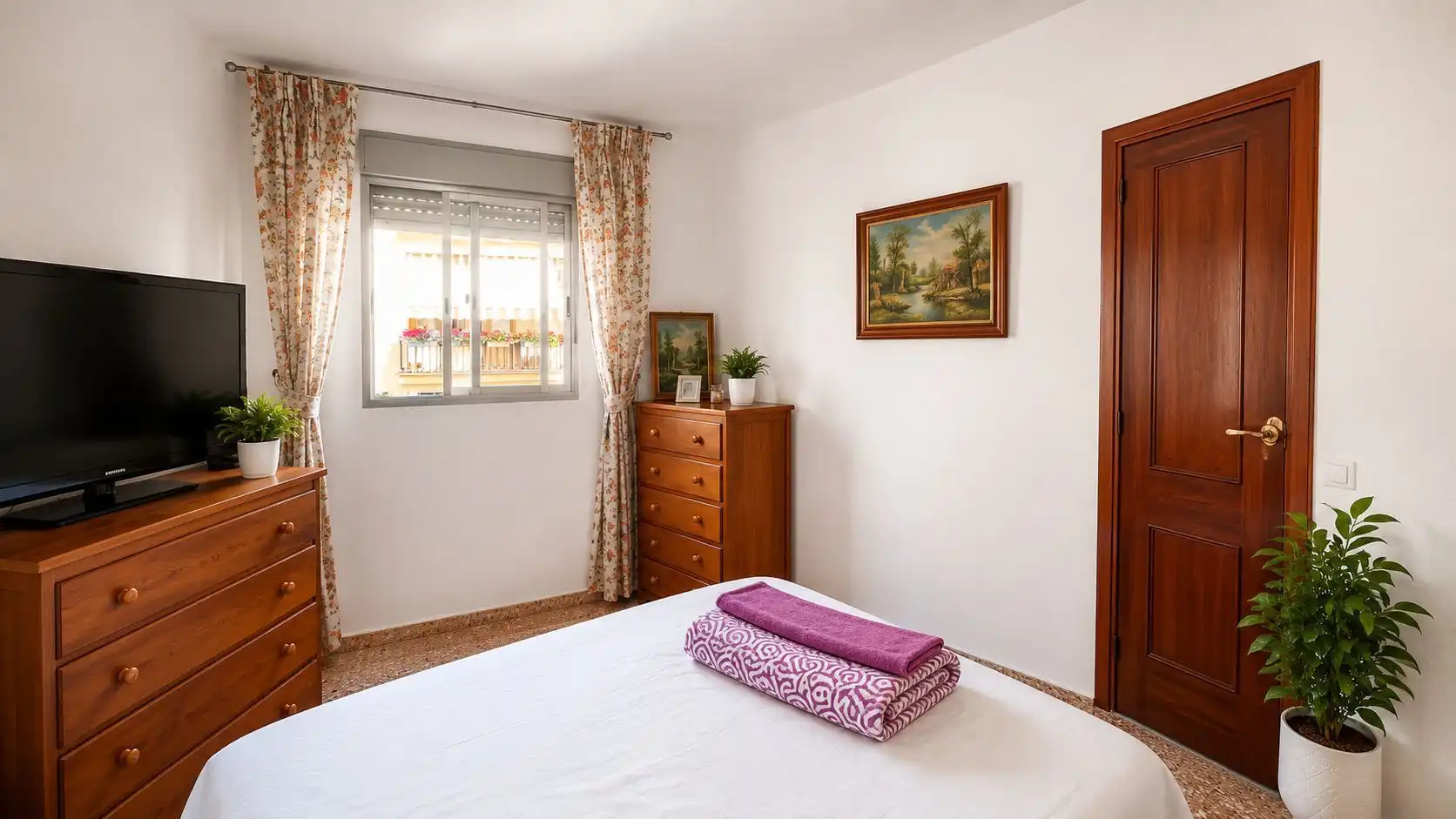 Habitación de Apartamento en venta en Tavernes de la Valldigna con Calefacción y Amueblado