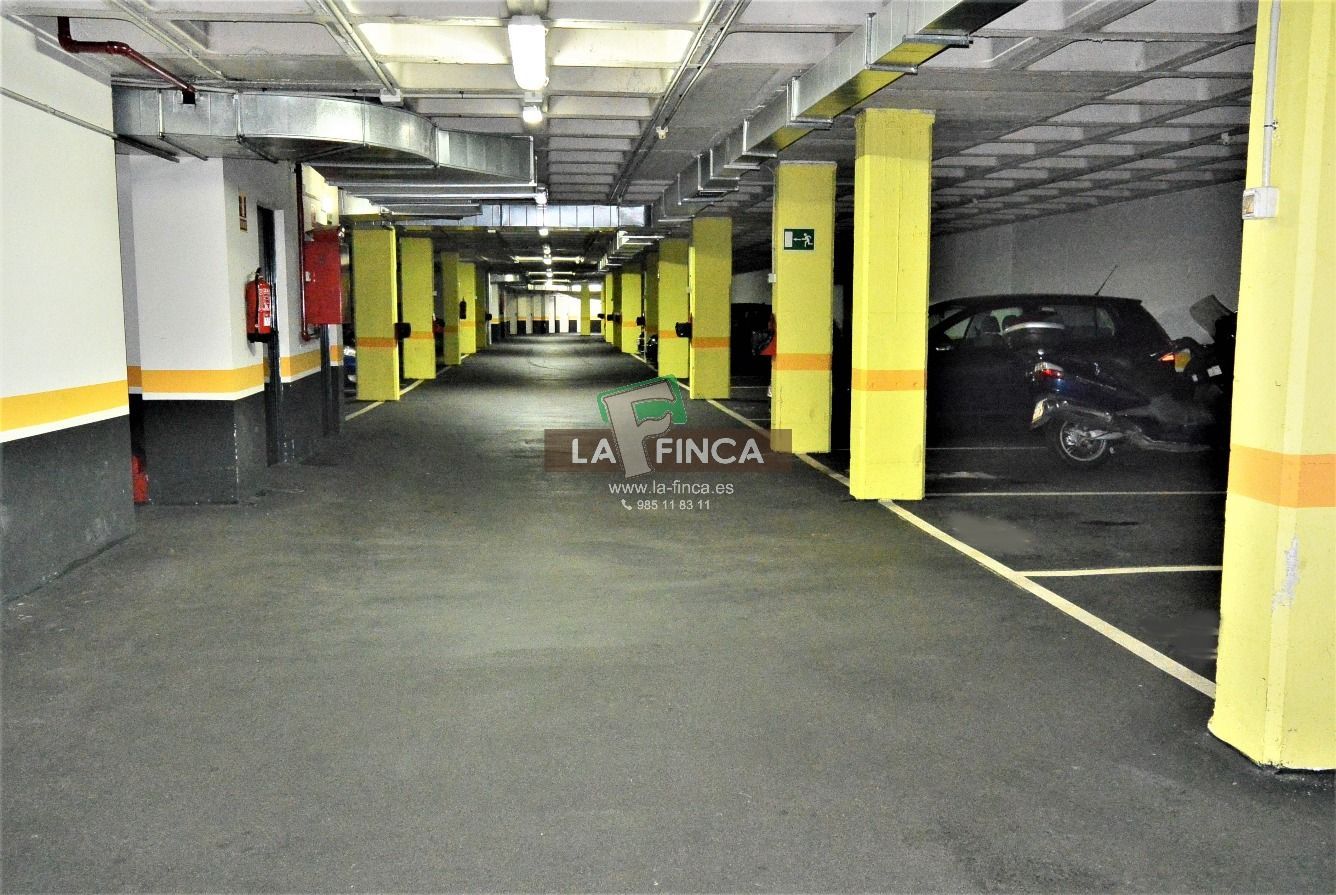 Parking of Garage for sale in Oviedo 