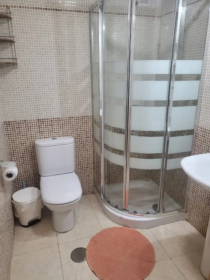 Baño de Piso en venta en Vícar con Aire acondicionado, Calefacción y Terraza