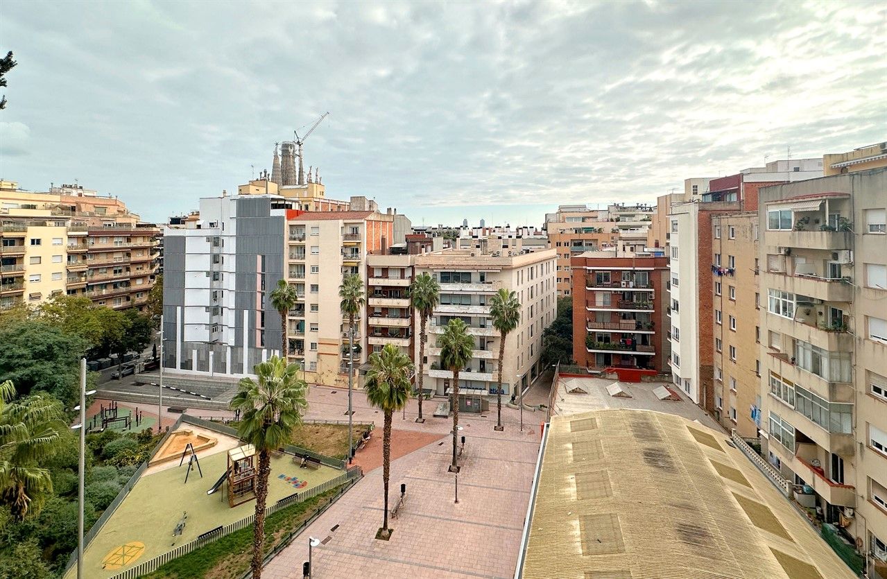 Vista exterior de Pis en venda en  Barcelona Capital amb Terrassa