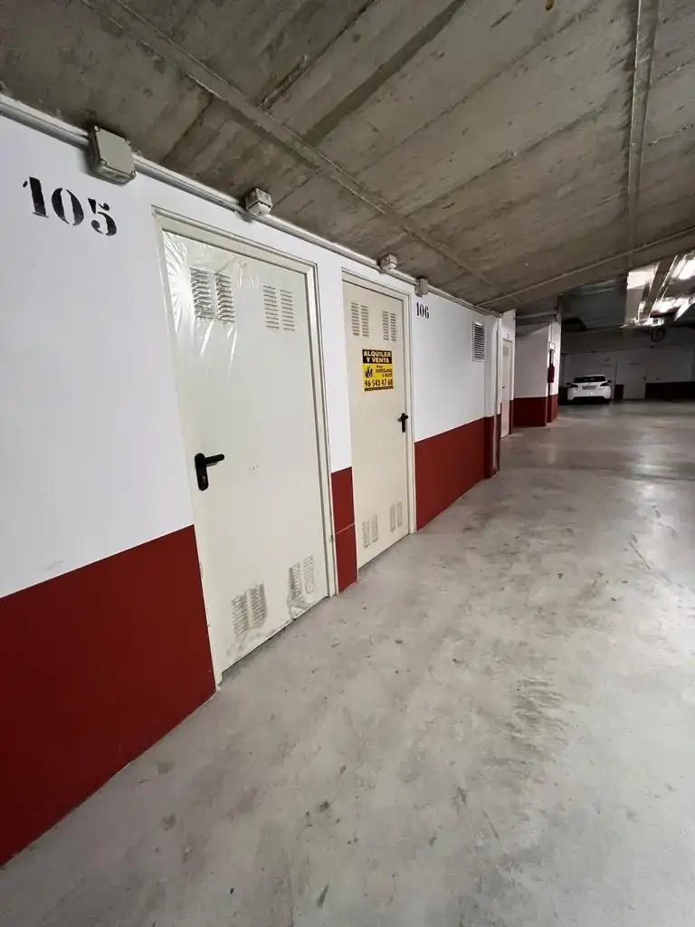 Storage room for rent in Carrer la Carátula, 6, Ciutat Universitària
