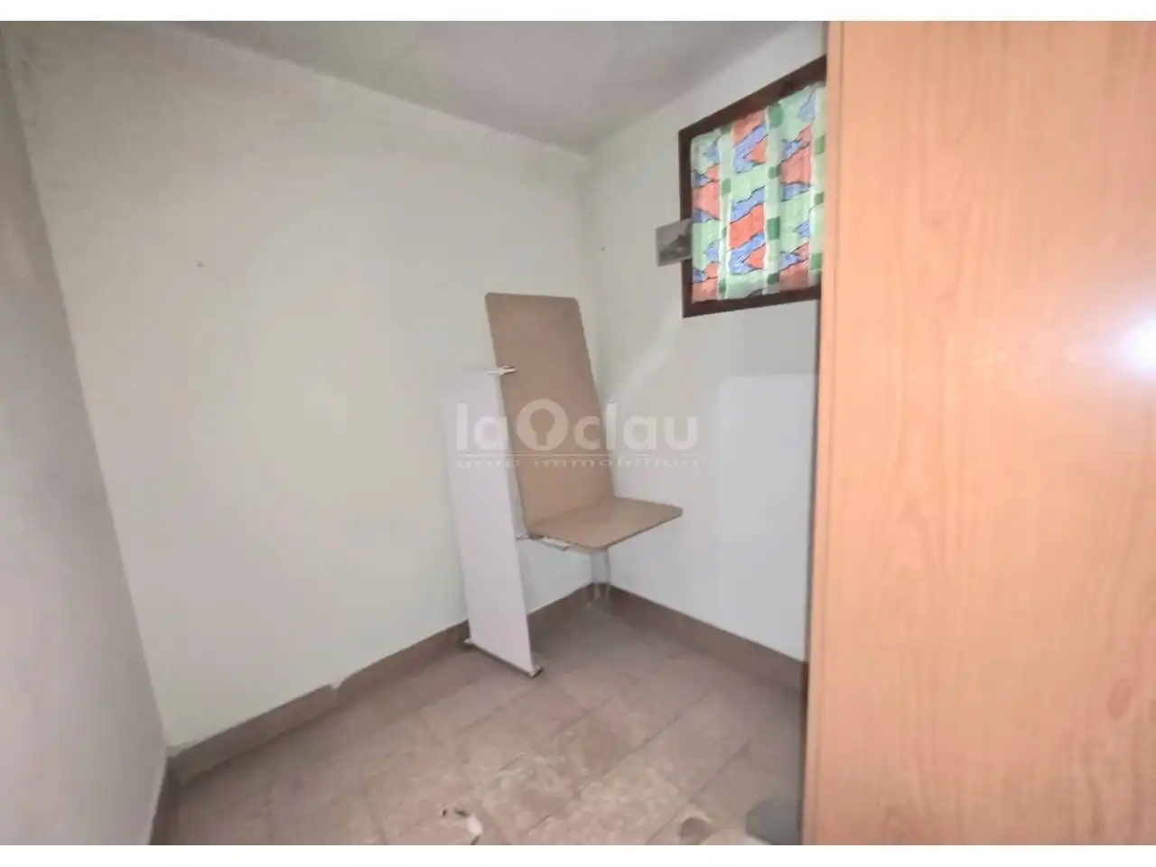 Dormitori de Casa adosada en venda en Tona amb Jardí privat, Terrassa i Moblat