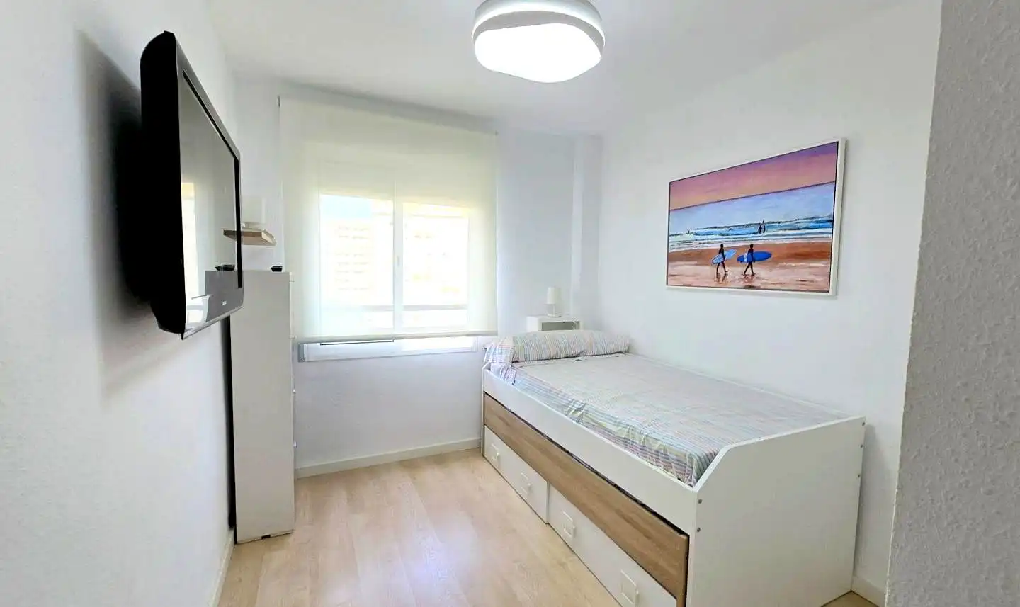 Dormitori de Apartament de lloguer en Gandia amb Aire condicionat, Parquet i Terrassa