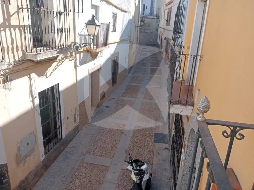 House with balcony for sale in Calle Cespedes, imagen 17
