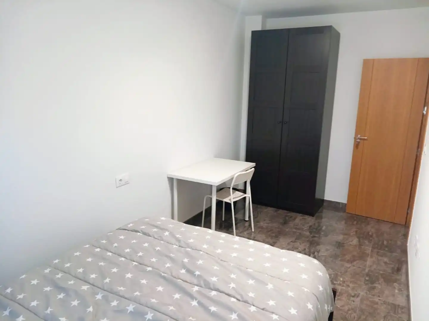 Dormitori de Edifici en venda en Murcia