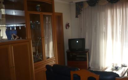 Living room of Flat for sale in Vandellòs i l'Hospitalet de l'Infant  with Air Conditioner and Terrace