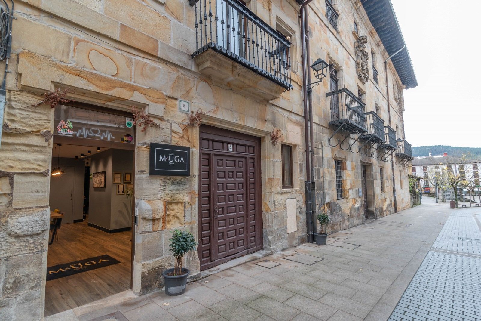 Vista exterior de Casa o xalet en venda en Elorrio amb Aire condicionat, Calefacció i Jardí privat