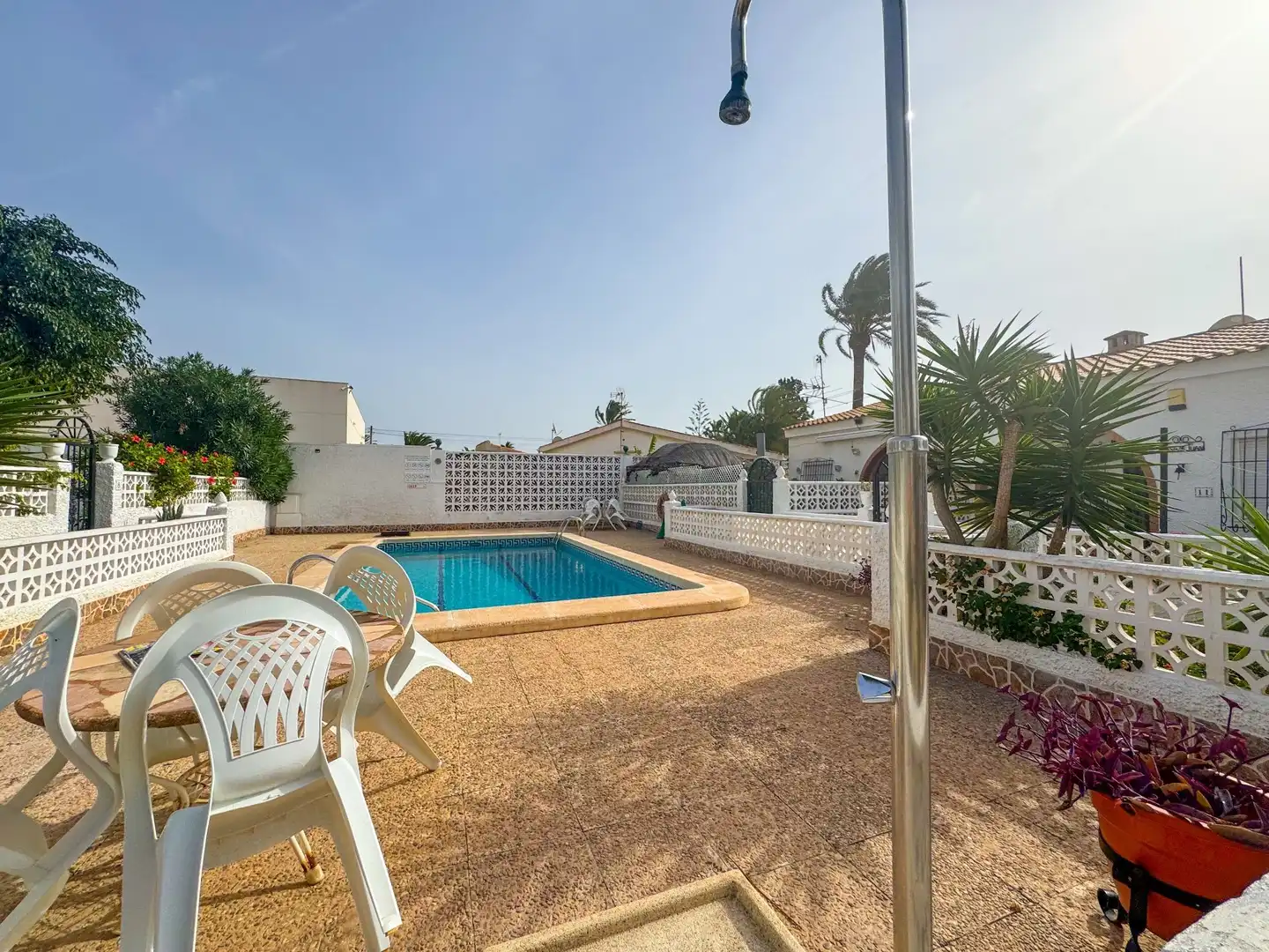 Piscina de Casa o xalet de lloguer en Torrevieja amb Aire condicionat, Jardí privat i Terrassa