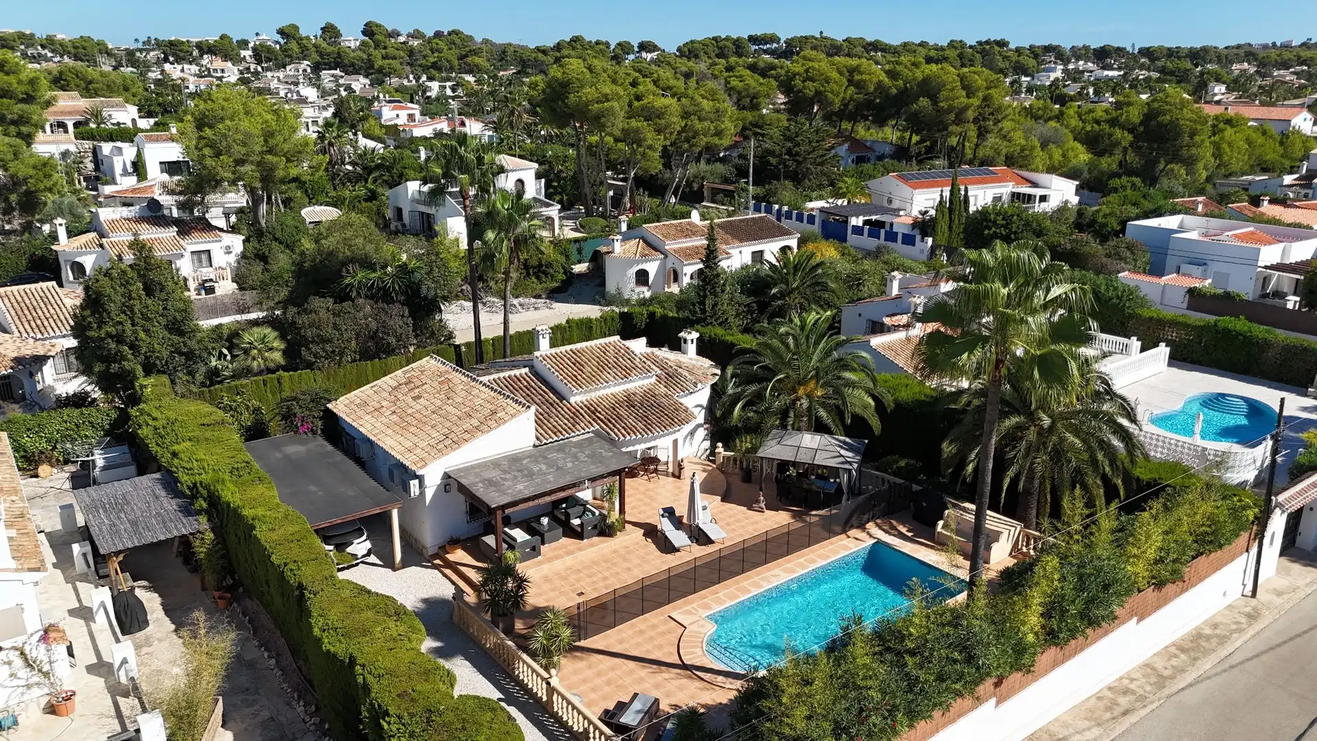 Casa con piscina en venta en Calle Piloter, imagen 2