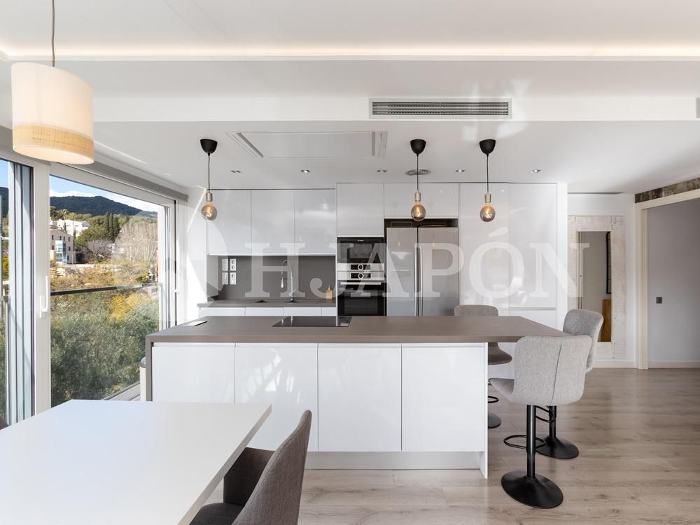 Cuina de Pis en venda en Alella amb Aire condicionat, Parquet i Terrassa