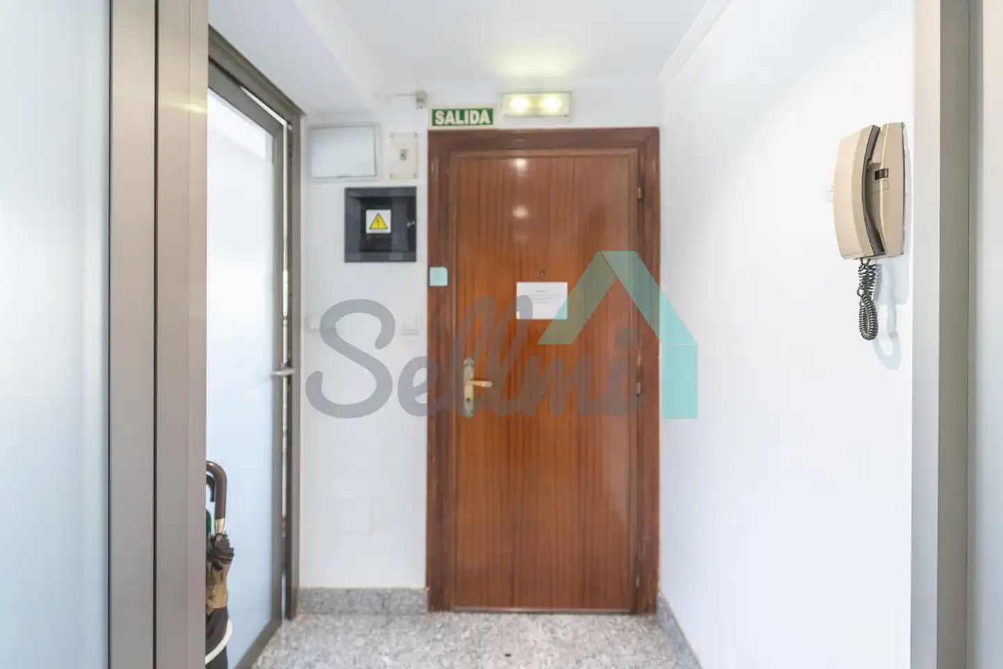 Oficina de lloguer en Oviedo  amb Calefacció