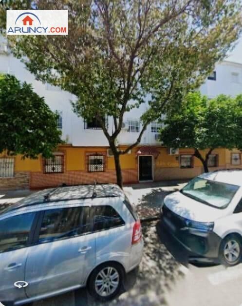 Exterior view of Flat for sale in  Sevilla Capital