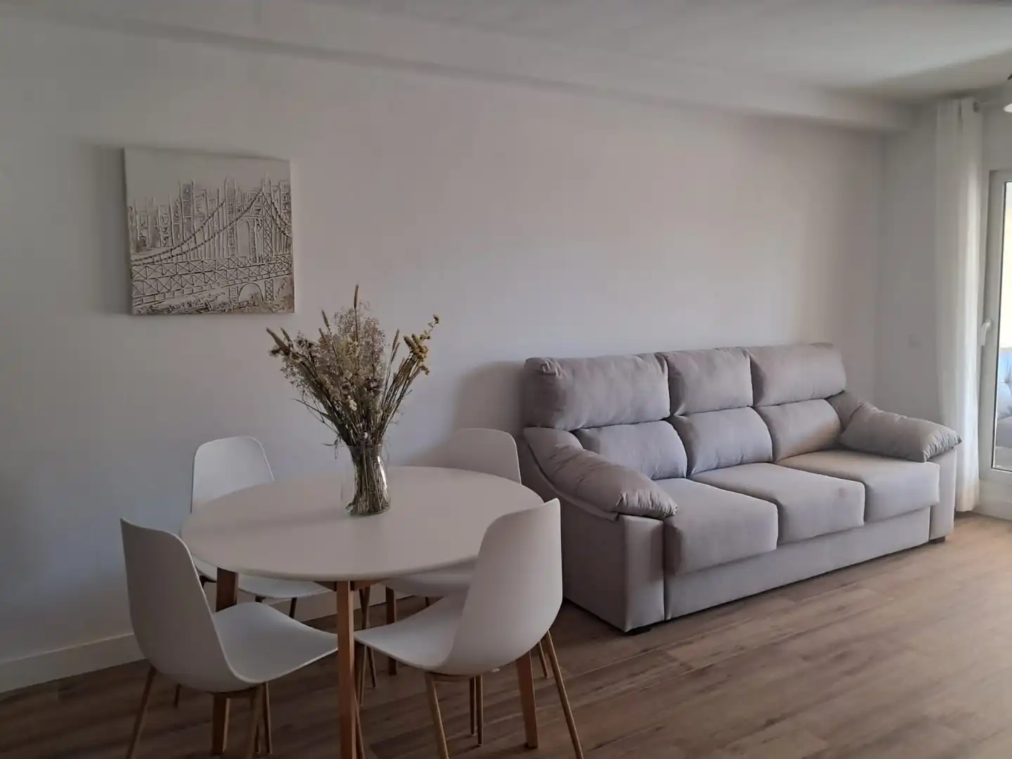 Sala d'estar de Apartament de lloguer en Torrox amb Aire condicionat, Calefacció i Terrassa
