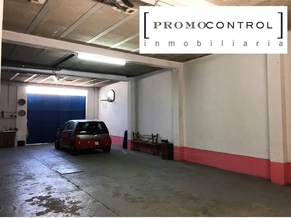 Local comercial de lloguer a Zuera, imagen 4
