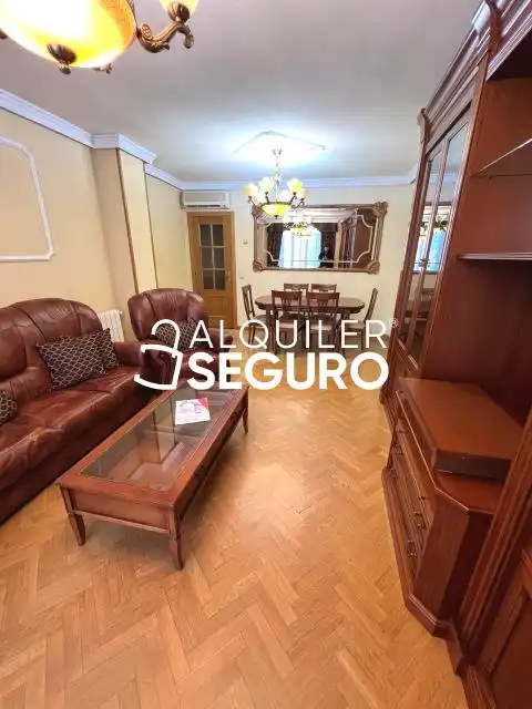 Living room of Flat for rent in Aranjuez  with Air Conditioner, Heating and Furnished