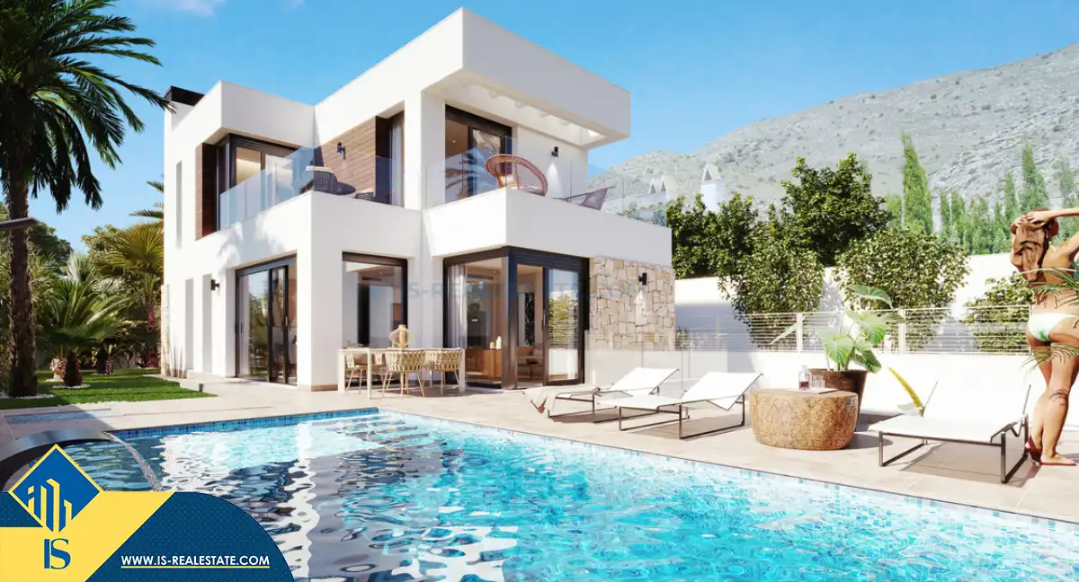 Villa avec piscine à vendre à Golf Bahía