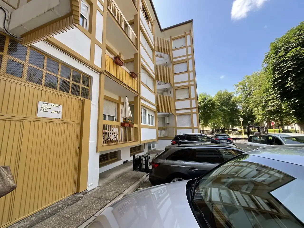 Local comercial en venda a Avenida de Haro 12, imagen 2