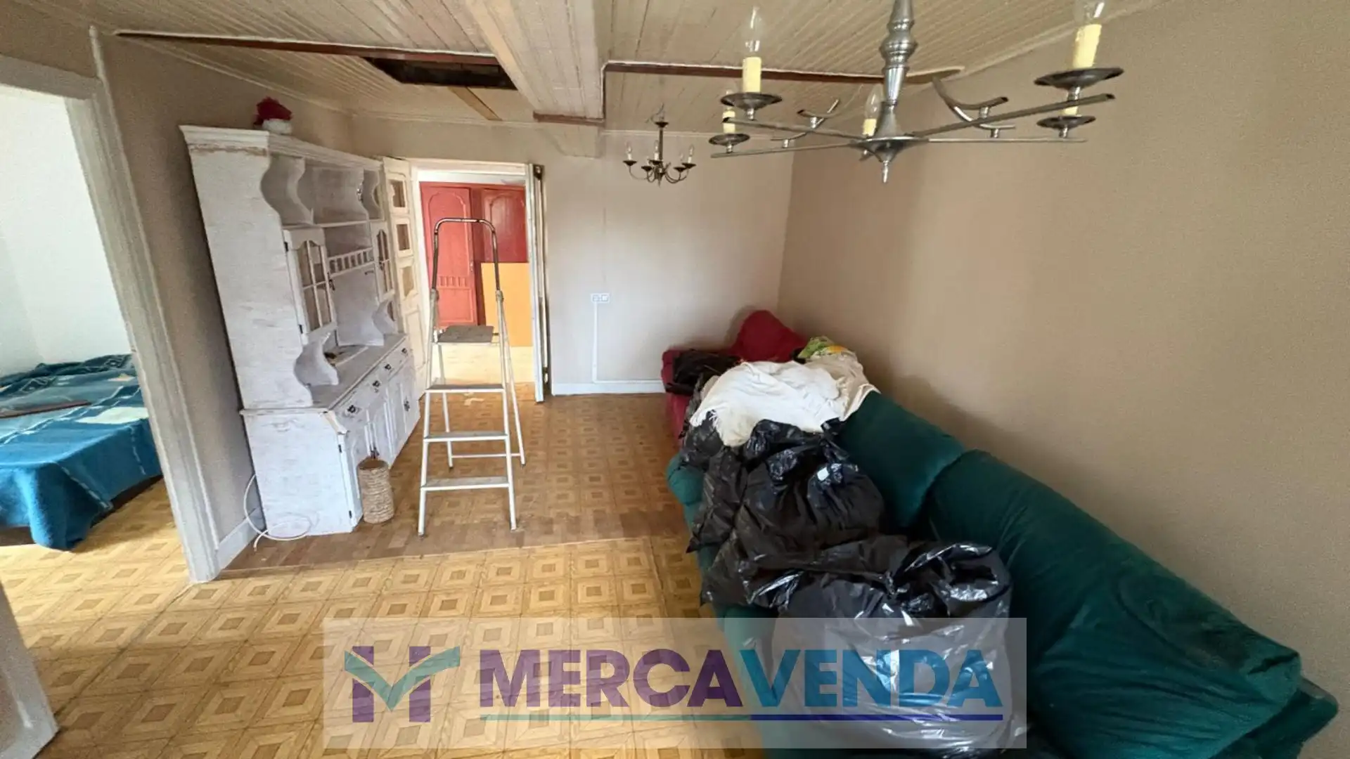 Sala de estar de Casa o chalet en venta en Covelo con Terraza y Amueblado