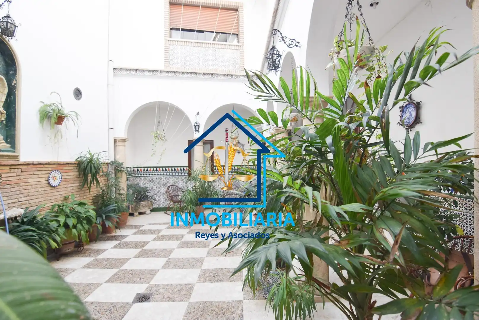 Jardí de Casa o xalet en venda en Córdoba amb Aire condicionat