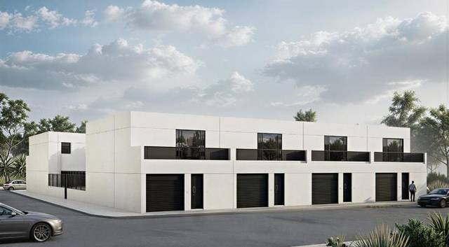 Casa-adosada en Venta en Calle de las Escuelas, 18 en Titulcia