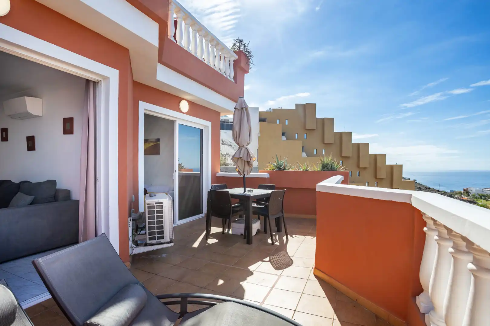 Terrasse von Wohnungen zum Verkauf in Santiago del Teide mit Klimaanlage, Terrasse und Möbliert