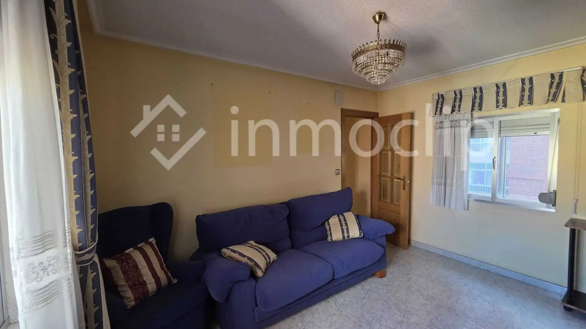 Sala de estar de Piso en venta en Salamanca Capital con Calefacción