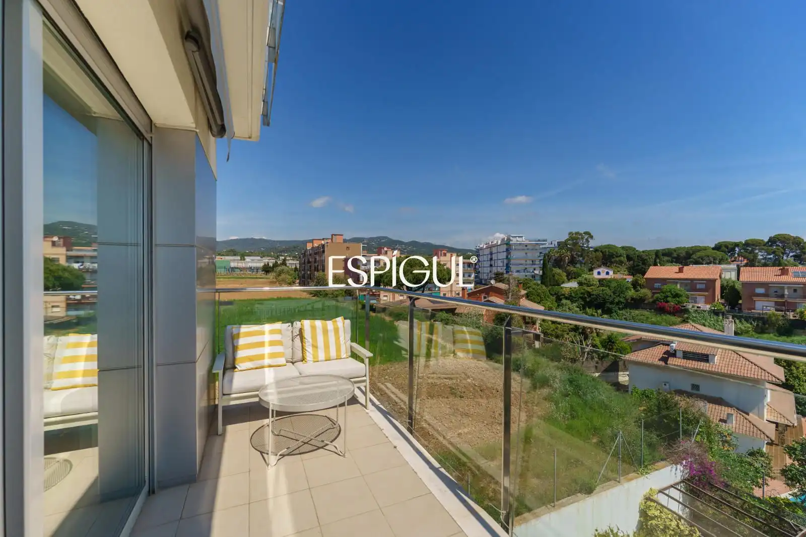 Terrace of Flat for sale in Sant Andreu de Llavaneres  with Air Conditioner, Heating and Parquet flooring