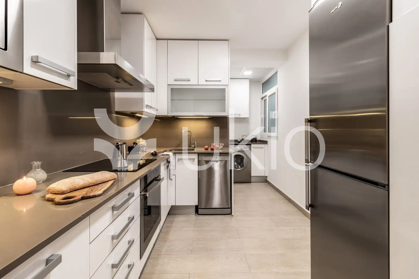Apartament amb ascensor de lloguer a Calle de Fernán González, imagen 2