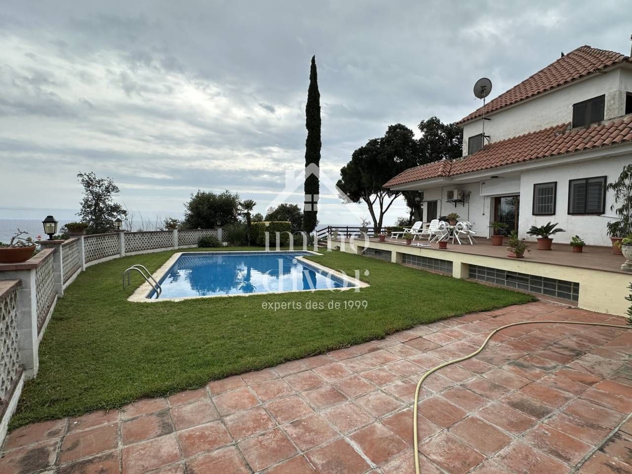 Jardí de Casa o xalet en venda en Mataró amb Aire condicionat, Jardí privat i Terrassa