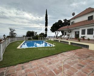 Jardí de Casa o xalet en venda en Mataró amb Aire condicionat, Jardí privat i Terrassa
