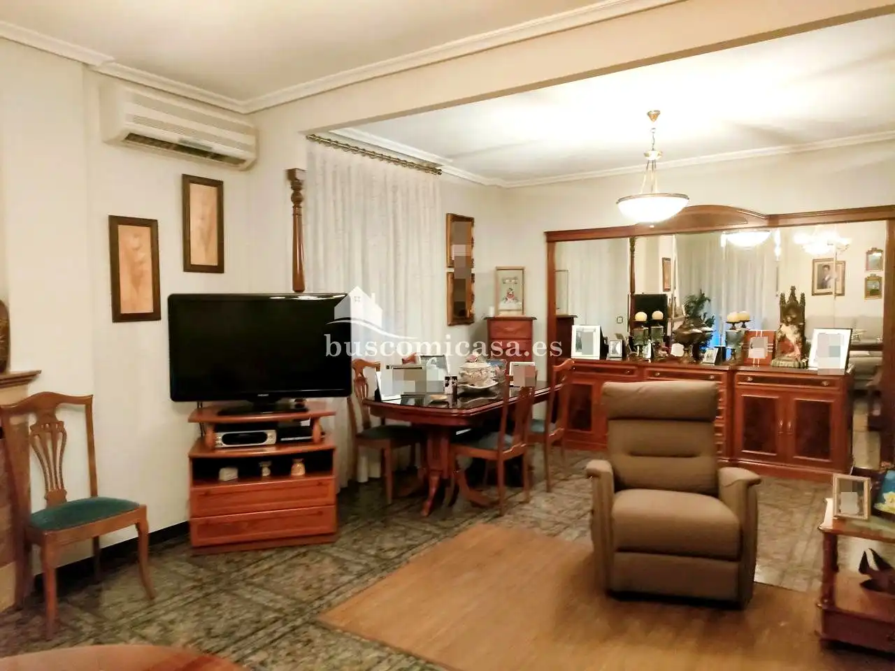 Sala d'estar de Casa o xalet en venda en Mengíbar amb Aire condicionat i Terrassa