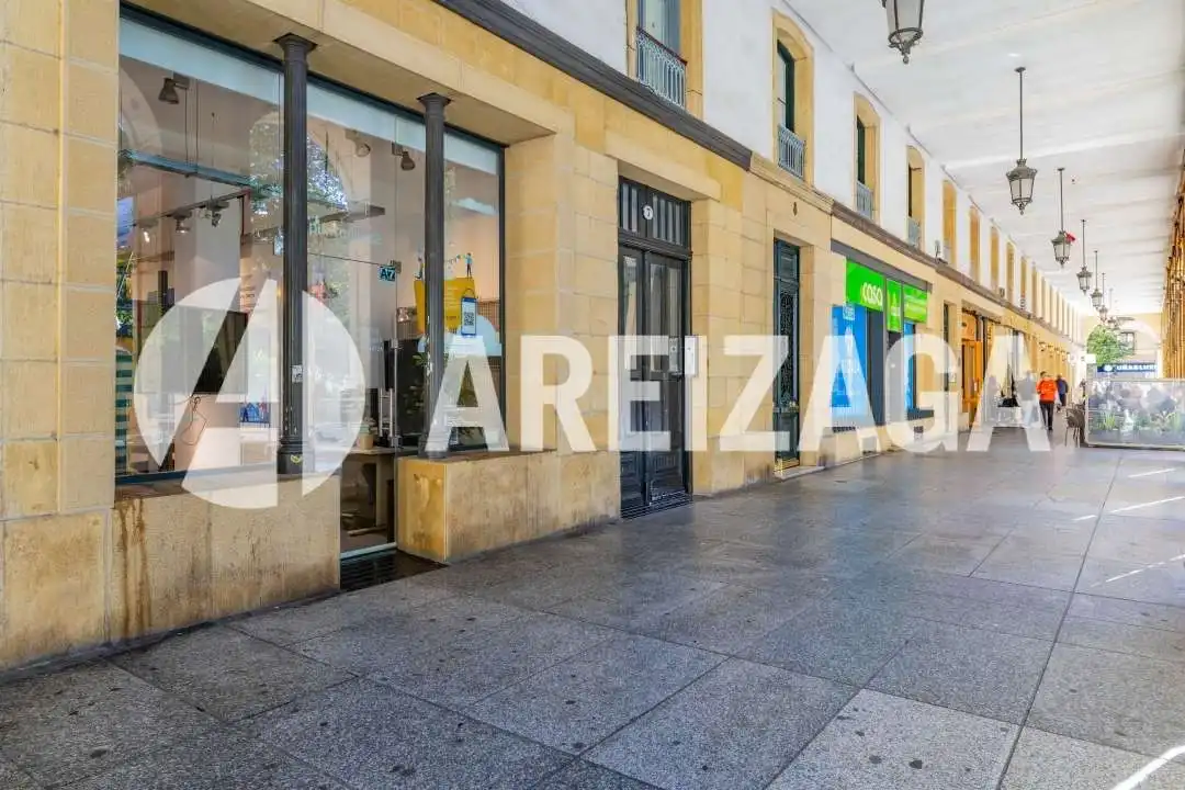 Local de lloguer en Donostia - San Sebastián 
