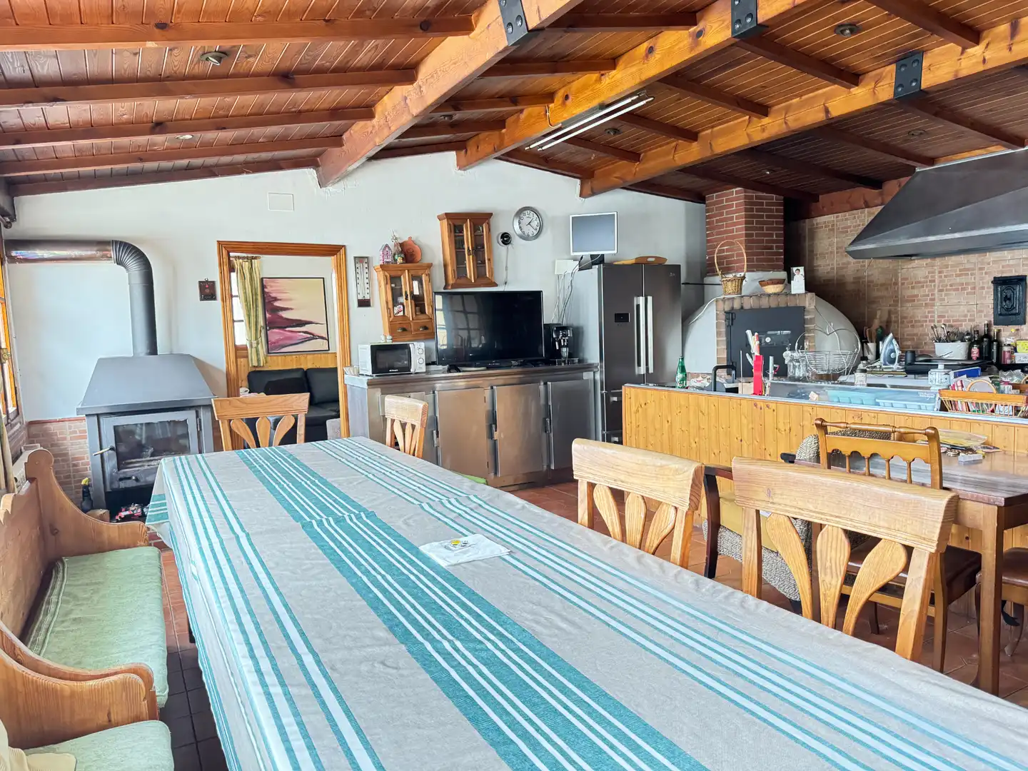 Cuina de Casa o xalet en venda en Castrillón amb Calefacció, Jardí privat i Parquet
