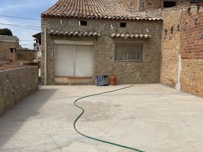 Vista exterior de Casa adosada en venda en Tornabous amb Calefacció, Terrassa i Traster