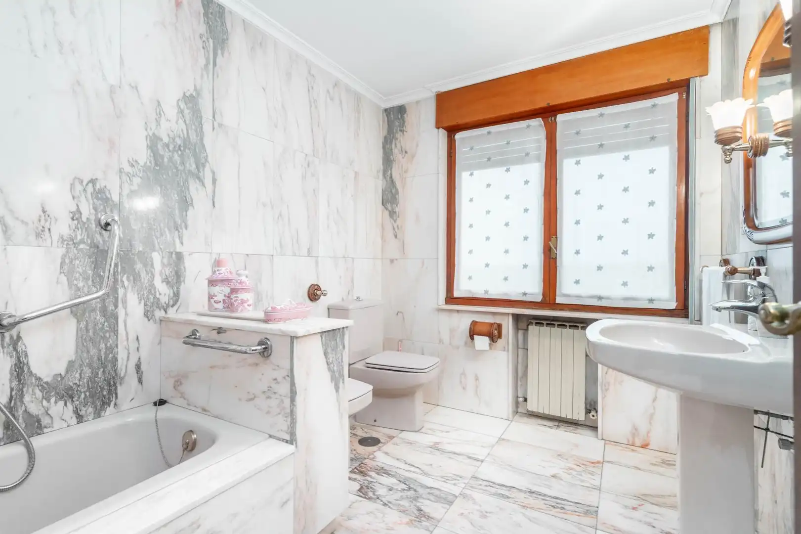 Baño de Casa o chalet en venta en Siero con Calefacción, Jardín privado y Parquet