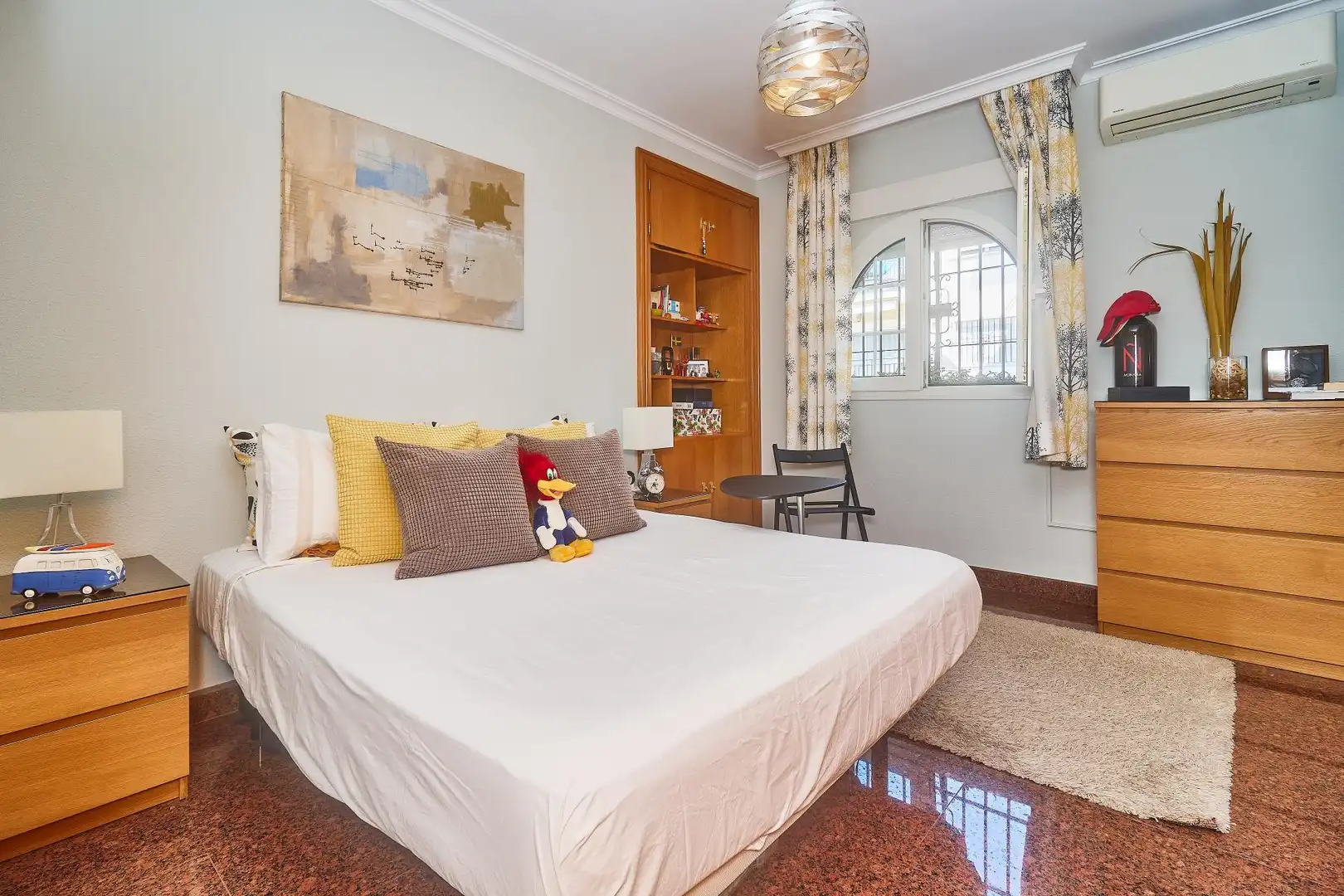 Dormitori de Casa o xalet en venda en Fuengirola amb Aire condicionat, Calefacció i Terrassa