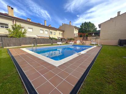 Swimming pool of Single-family semi-detached for sale in Arenys de Munt  with Terrace and Swimming Pool