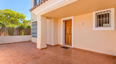 Foto 4 de Dúplex en venda a Avenida de las Golondrinas, 1, Atalaya - Isdabe, Estepona