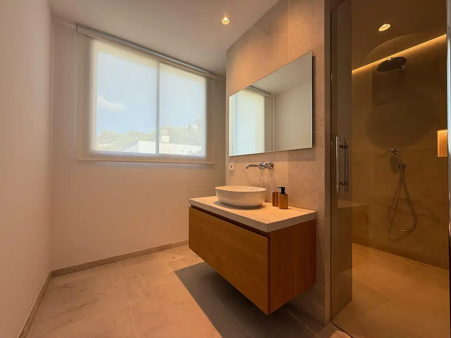 Bathroom of Houses for sale in Calvià  with Air Conditioner, Heating and Private garden