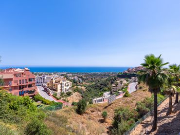 Apartament amb piscina en venda a Calahonda