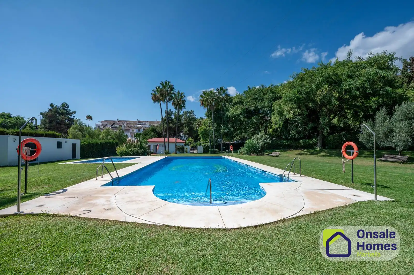 Piscina de Casa adosada en venda en Marbella Centro