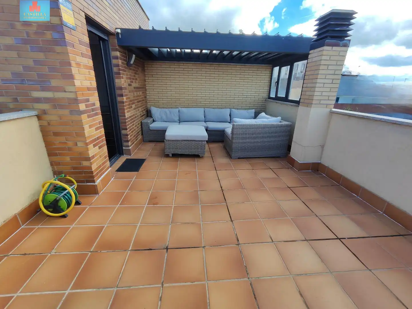 Terraza de Casa adosada en venta en Ávila con Calefacción, Jardín privado y Terraza