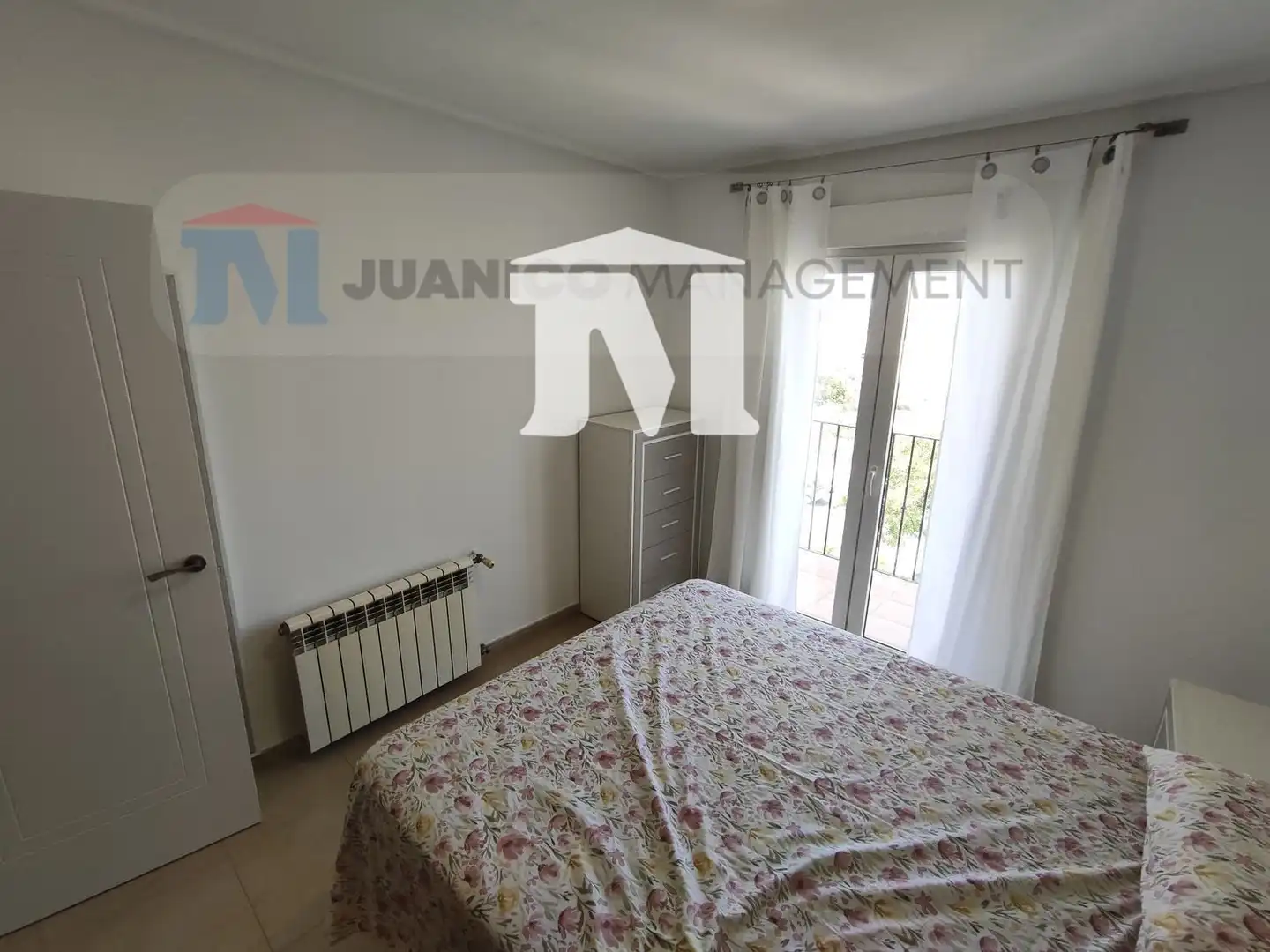 Habitación de Ático en venta en Murcia con Aire acondicionado, Terraza y Trastero