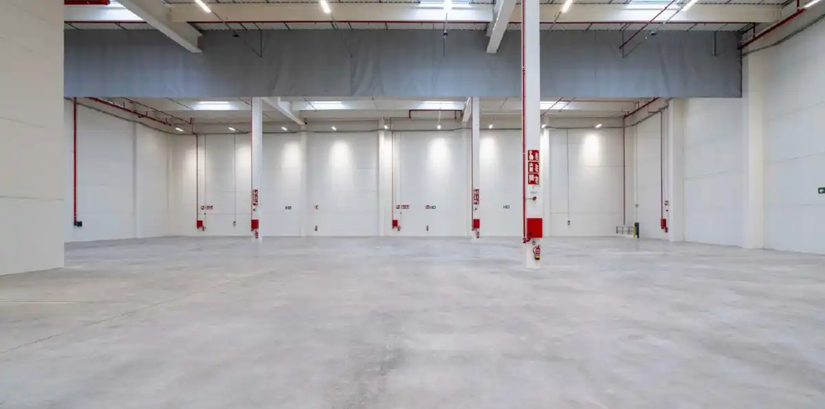 Fabrikhallen zur Miete in L'Hospitalet de Llobregat