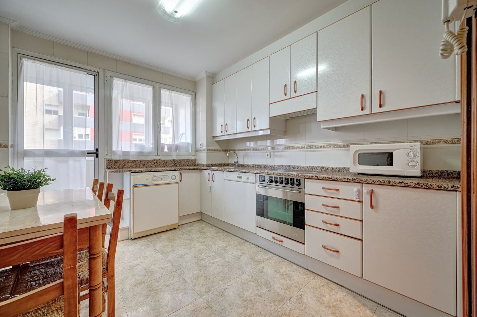 Kitchen of Flat for sale in  Pamplona / Iruña  with Heating, Parquet flooring and Balcony