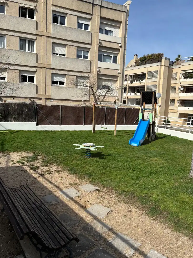 Parking de Planta baja en venta en Pozuelo de Alarcón con Calefacción, Terraza y Horno