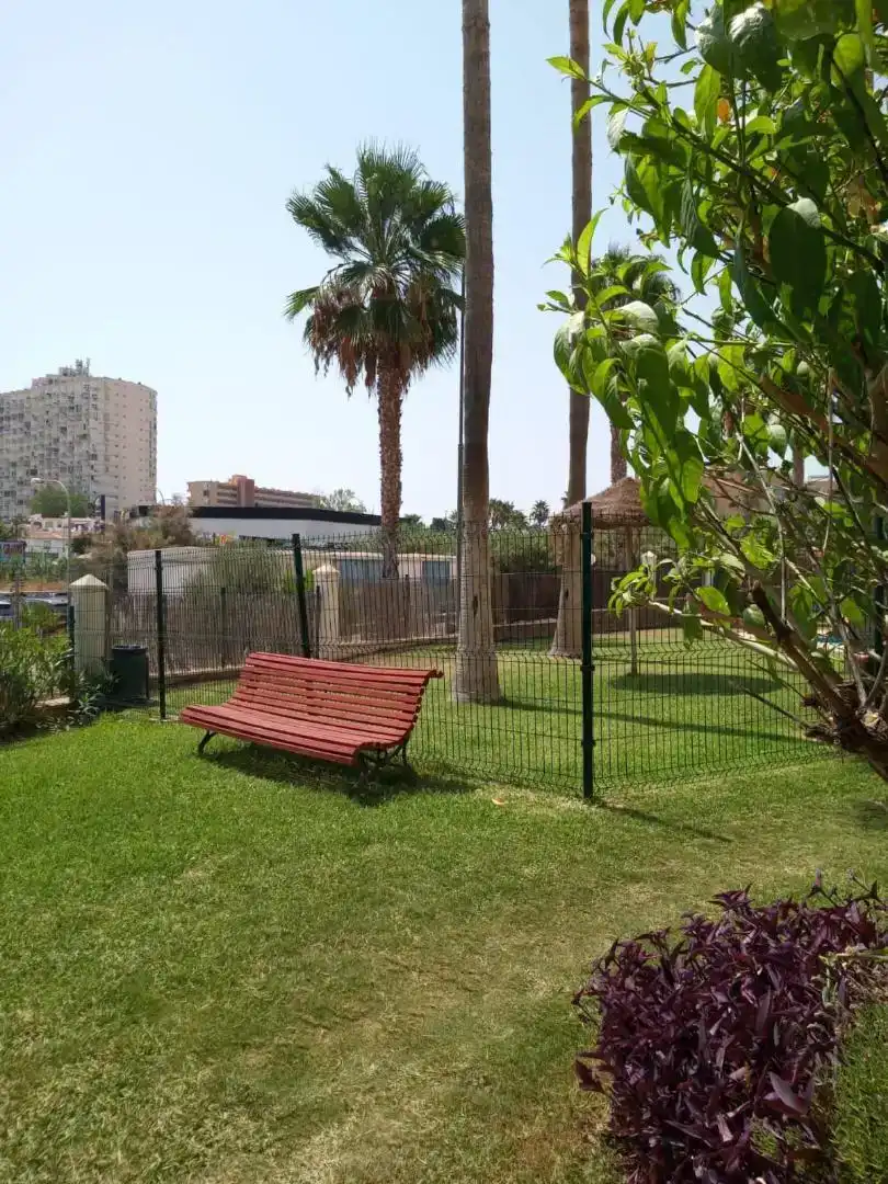 Garten von Wohnung zum Verkauf in Torremolinos mit Klimaanlage, Terrasse und Schwimmbad
