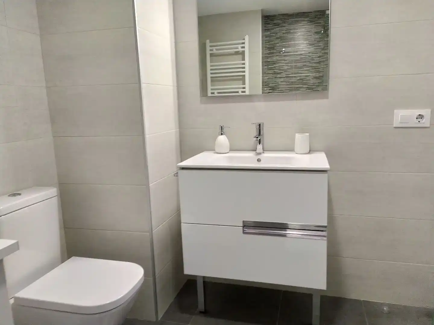 Bathroom of Apartments for rent in Zona Levante - Playa Fossa