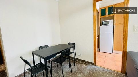 Foto 2 de Piso de alquiler en Aiora, Valencia Capital