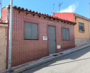 Vista exterior de Casa o xalet en venda en León Capital 